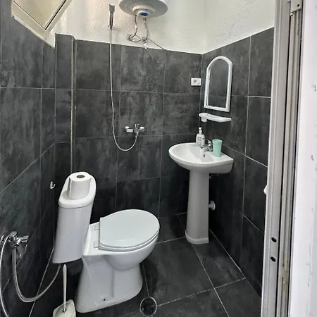 Hotel Giulio Golem (Tirana)